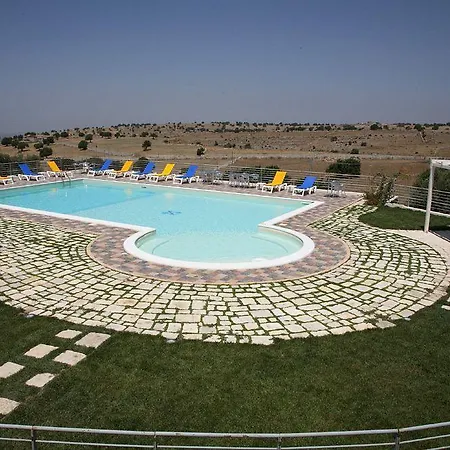Casato Licitra 4*