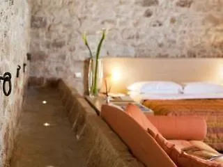 Casato Licitra Hotell